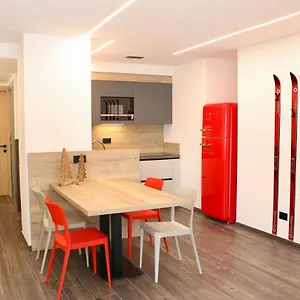 https://gin-apartments.it-lombardy.com